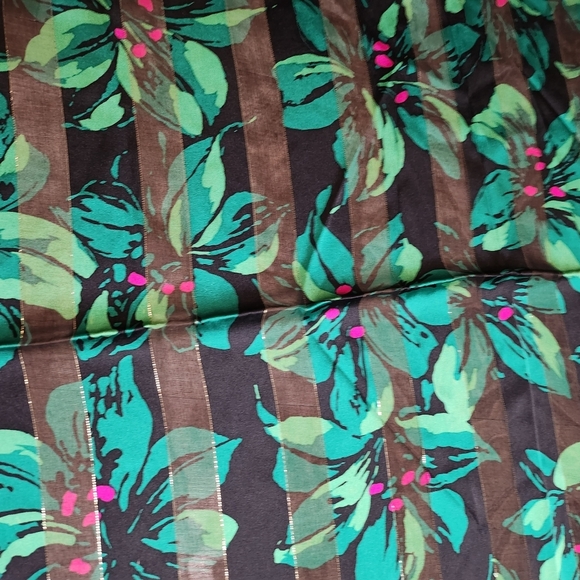 Charles Jourdan Silk Scarf 34/34 - Picture 6 of 9